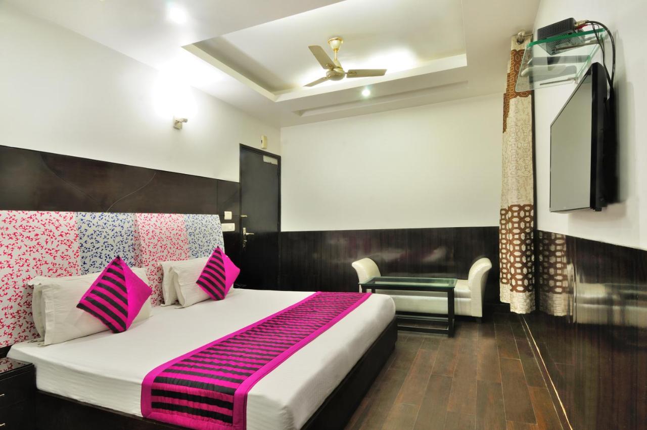 The Bonlon Inn-Near Blk Hospital Delhi (National Capital Territory of India) Exterior foto