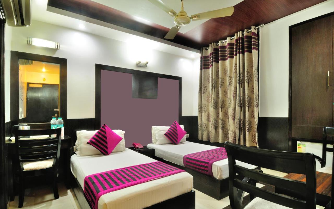The Bonlon Inn-Near Blk Hospital Delhi (National Capital Territory of India) Exterior foto
